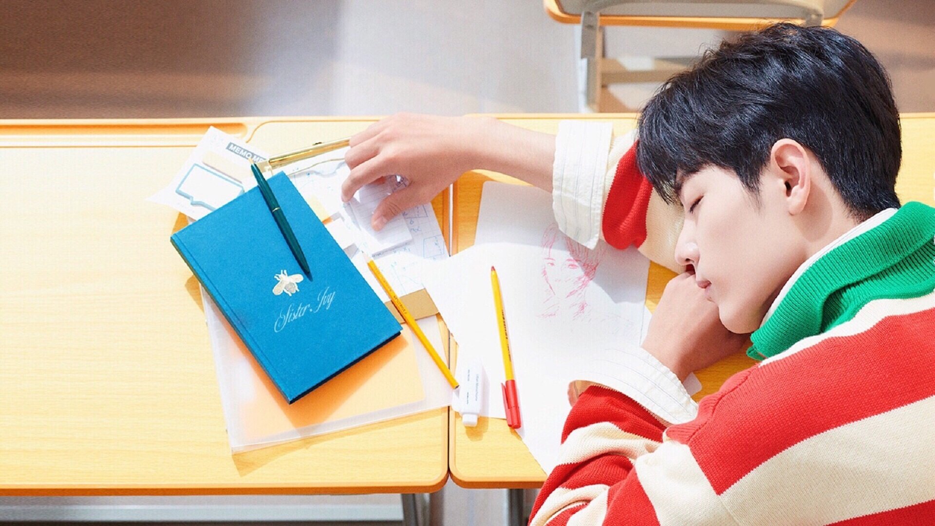 东方之珠双面闪耀,绿茵场的亚洲印记与羽坛的巅峰突破