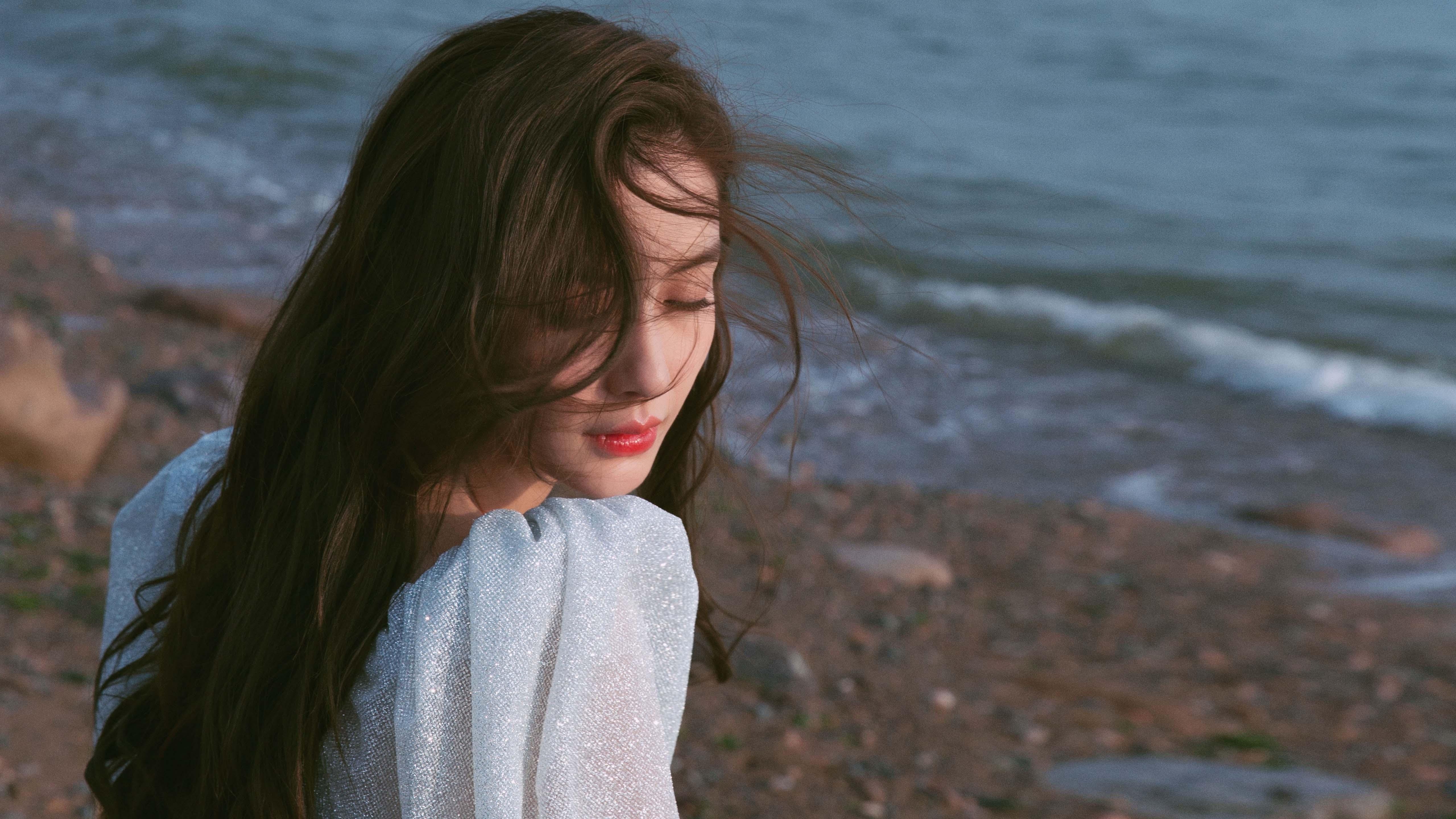 盛宴之上,当总决赛的室内焰火照亮温网古老的草坪—穆雷的燃情与网球的变奏