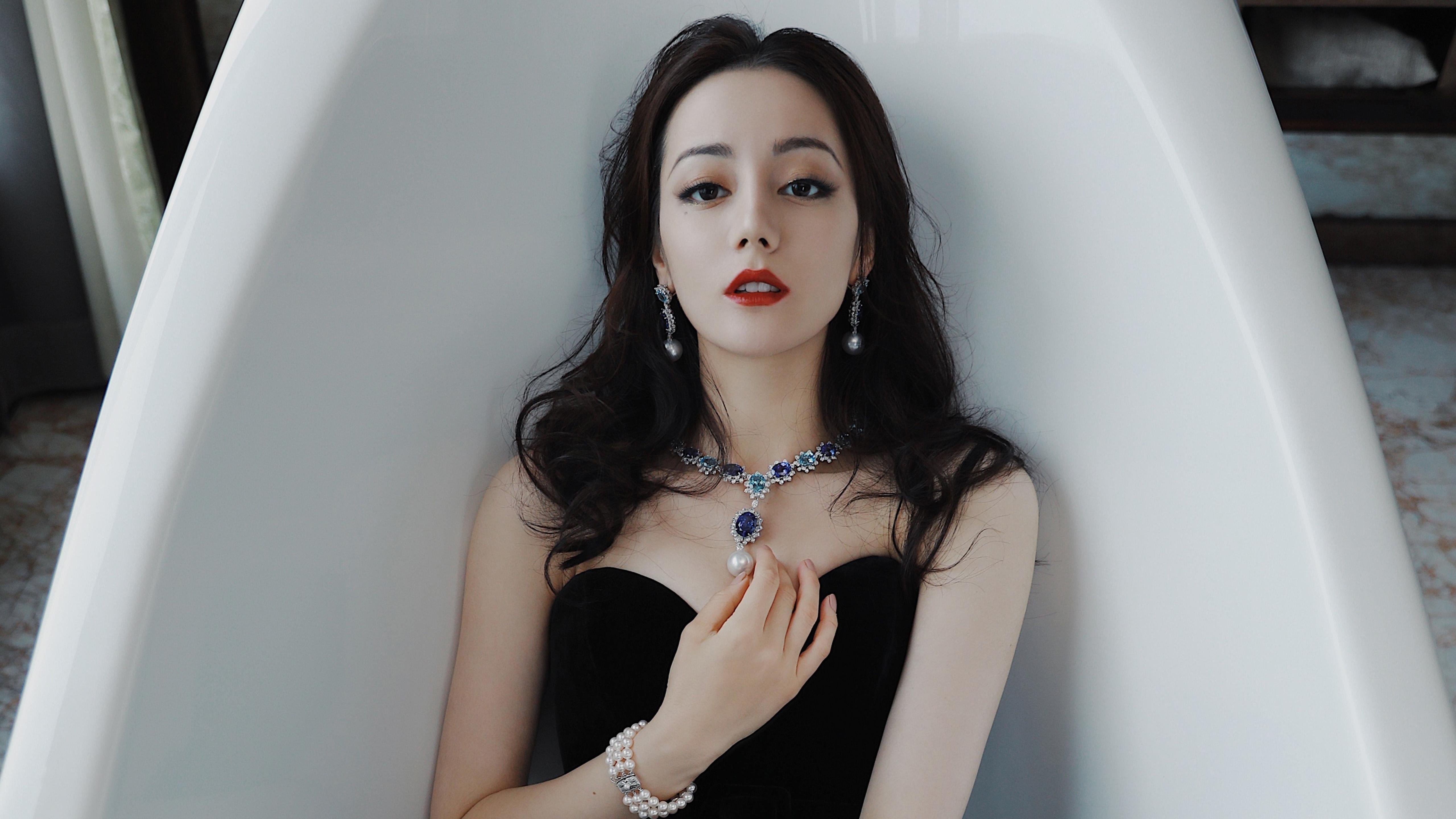 孤星刺破铁幕，迪马利亚的灵光与皇家社会的窒息压制