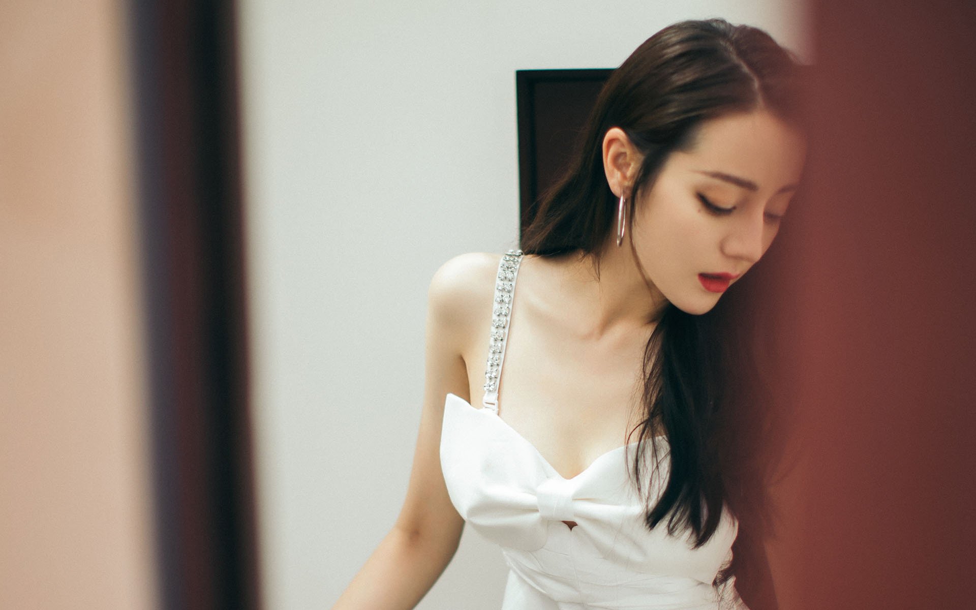 硬仗中的王者,金玟哉接管年度焦点战,塞维利亚力克南非取胜